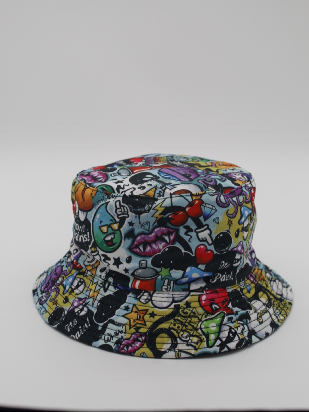 Bucket Hat with Cartoon Print skaters skateboarding